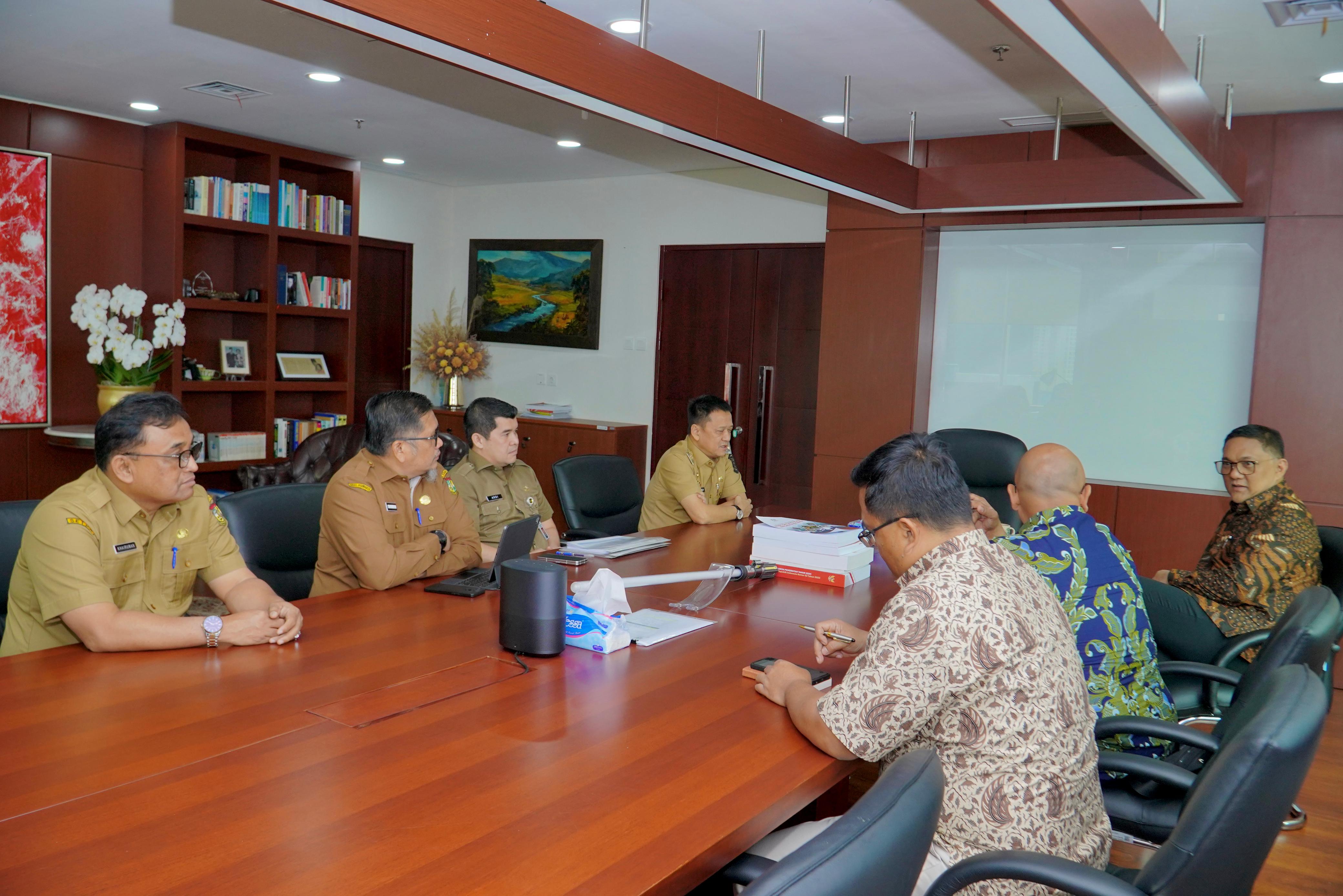 Pj Bupati Kampar Perjuangkan Program Pembangunan Ke Kementerian PPN/Bappenas RI