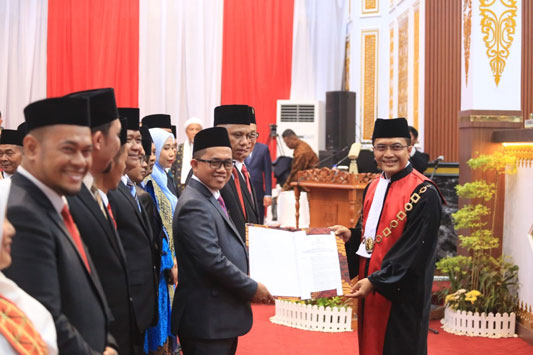 Rapat Paripurna Pelantikan Anggota DPRD Kota Pekanbaru Periode 2024-2029