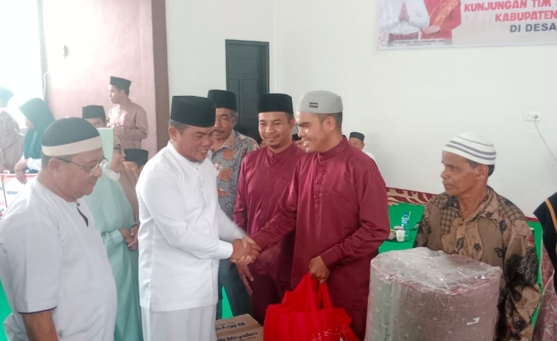 Perdana Safari Ramadhan di Desa Betung , Ini Kata Bupati Zukri