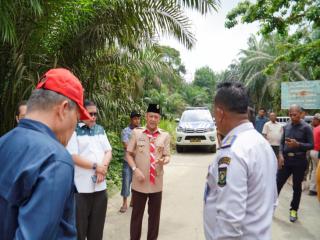 Pj Bupati Kampar Tinjau Langsung Lokasi Tragedi Maut di Siabu yang Menewaskan Satu Pekerja Akibat Menabrak Portal PT Ciliandra